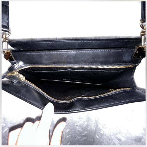 AUTHENTIC LOUIS VUITTON Enghien 2way Black Epi Leather Shoulder/Crossbody bag - Picture 8 of 8